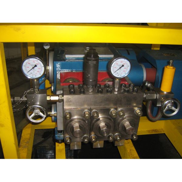 Ship Cleaning High Pressure Triplex Plunger Pump 1500 Bar Hydro Blaster Pump