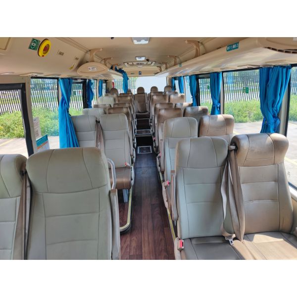 Electric Used Luxury Buses 31 Seats With Automatic Transmission