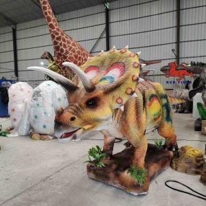 Bespoken Amusement Park Eyes Blinking Dinosaur Triceratops Model
