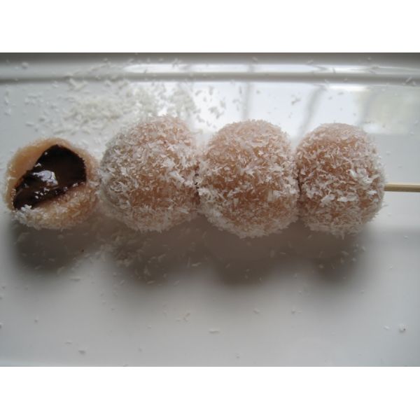 Automatic Rice ball encrusting machine