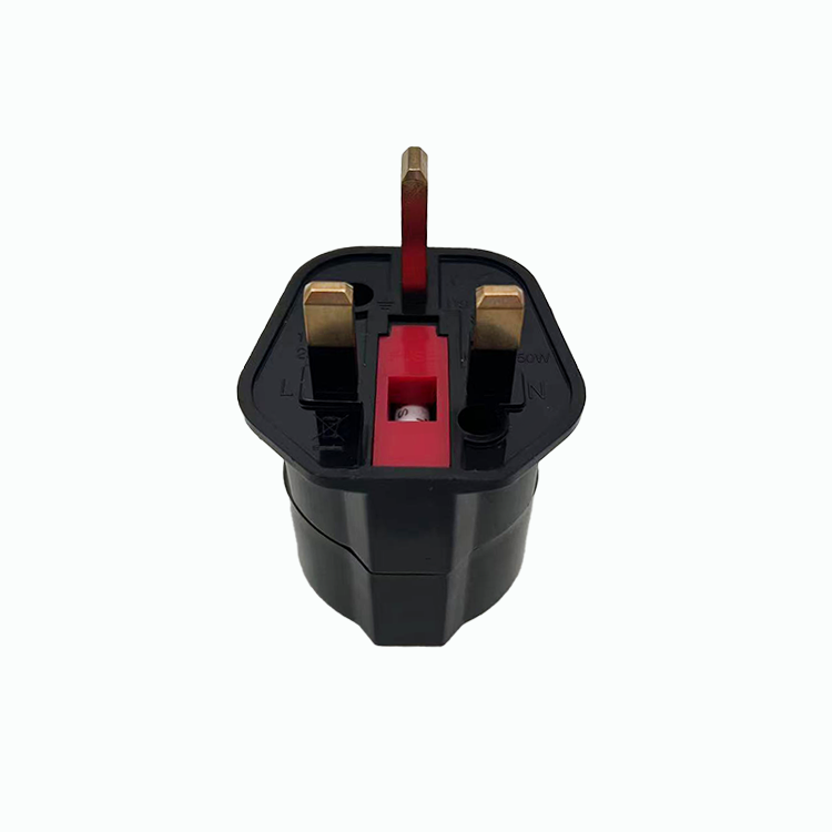 General-Purpose Adapter UK 3 Pin Plug with Fuse to EU Socket 2pin and Earth Contact CE Certified