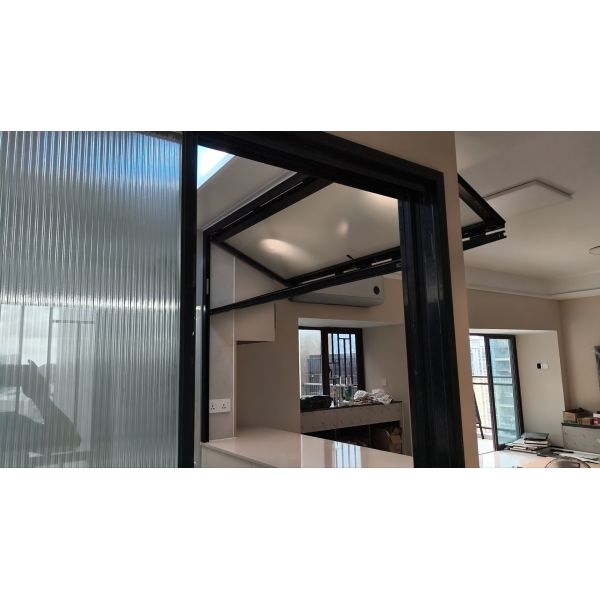 Desert Climate Folding Windows - Heat-Reflective Coatings