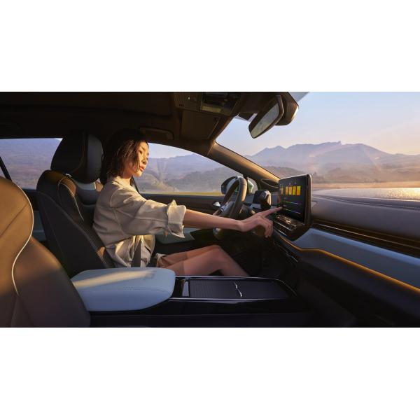 5 Seat 4 X 4 Volkswagen ID.4 Electric SUV With 607 Km Maximum Mileage Electric Vehicle