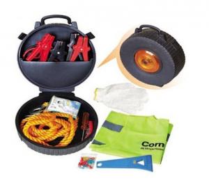 China 35 pcs auto emergency kit ,with booster cable,tow rope ,gloves,rain coat ,reflective vest wholesale