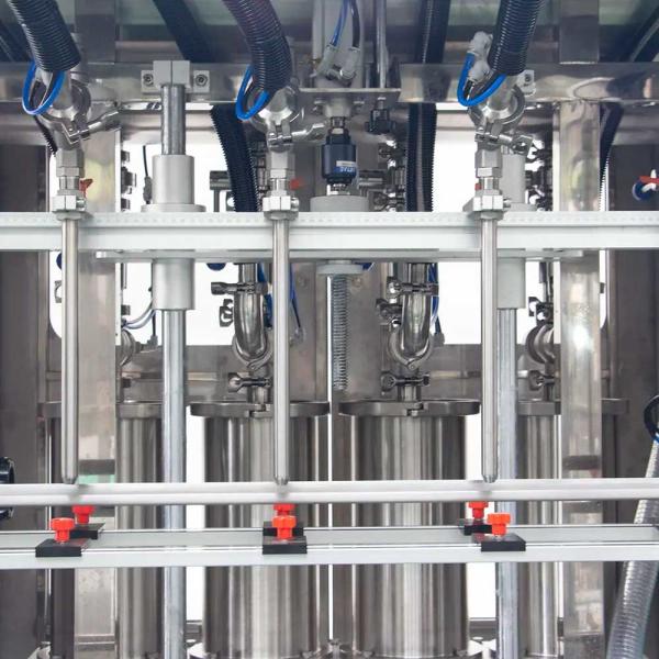 Fully Automatic Servo Motor Piston Pump Wine Production Line Liquor Gin Bottle Filling Machine