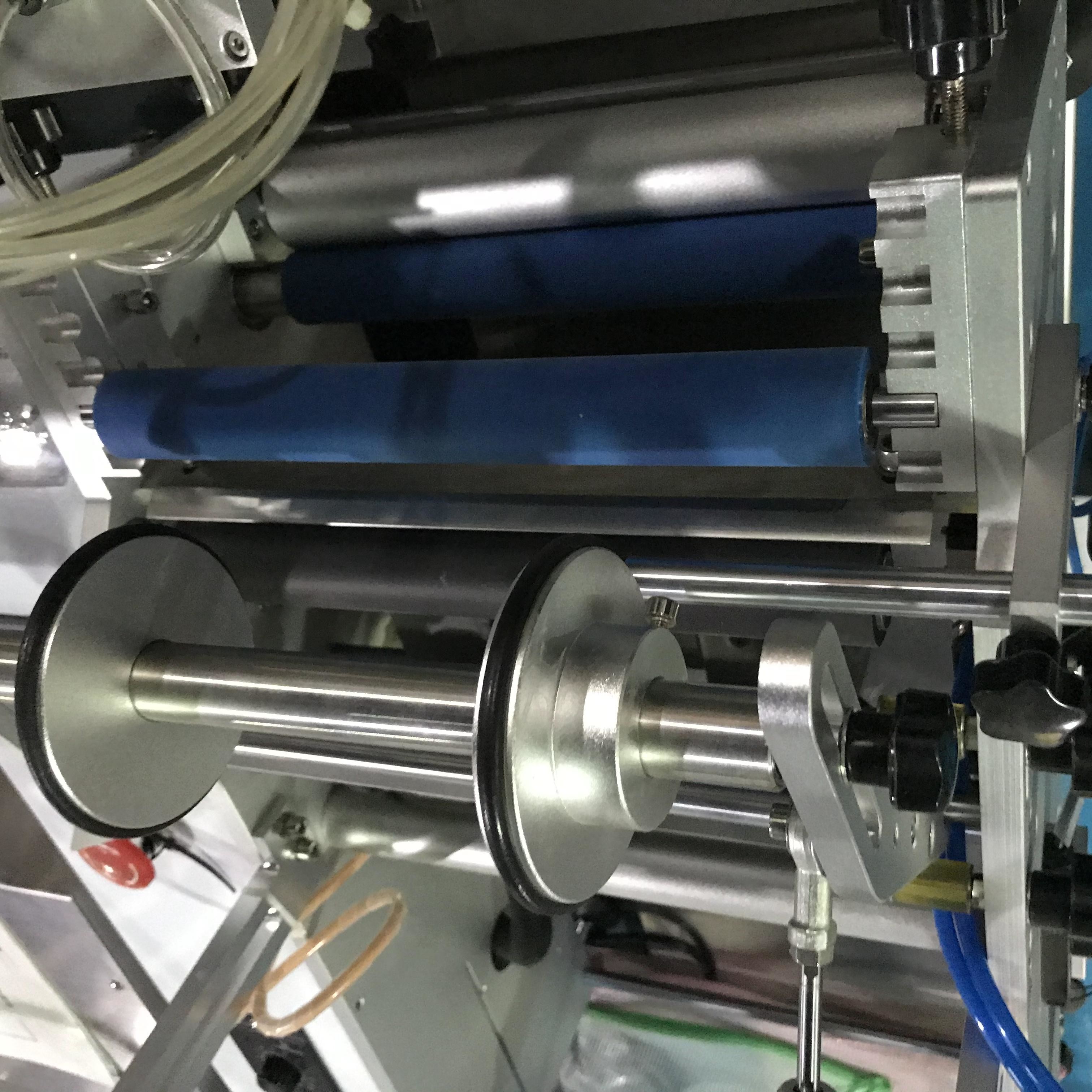 China Ailusi High Quality Manual Fast Semi Automatic Adhesive Wine Round Bottle Labeling Machine wholesale