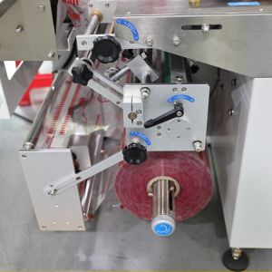 Candy Vegetable Horizontal Packing Machine Pneumatic Driven 220V