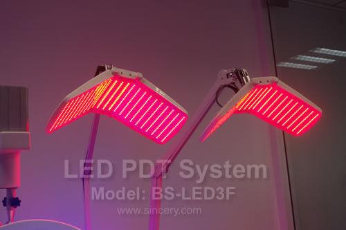 Four Color LED Light Therapy Professional Equipment For Spider Veins / Red Spots