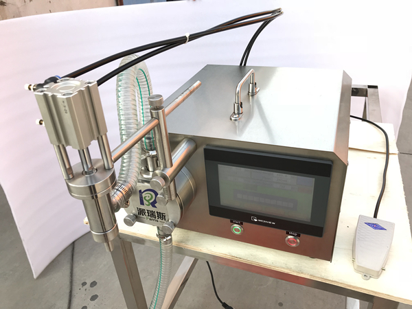 Honey Juice Chili Table Top Liquid Filling Machine Semi Auto Glass Bottle