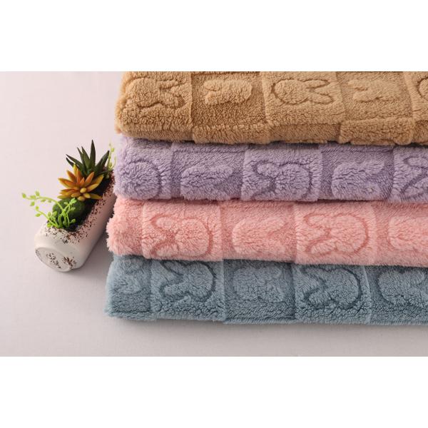 Eco-friendly Rabbit Pattern 100% Soft Polyester Jacquards Fabrics Shu Velveteen Sherpa Cotton Fabrics for Clothing for Home Blanket Textile