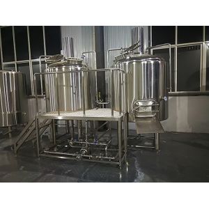 China Mini Craft Brewing Equipment With Hot Water Tank , Fermentation Equipment wholesale