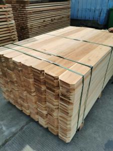 China Residential 140/152mm Width Cedar Wood Fence KD Treatment Not Coated wholesale