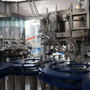 500ml 5000BPH Soft Drink Canning Machine Carbonated Drink Bottling Machine