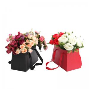 China FSC Certificate Romantic Printed Paper Shopping Bag , Flower Packaging Boxes wholesale