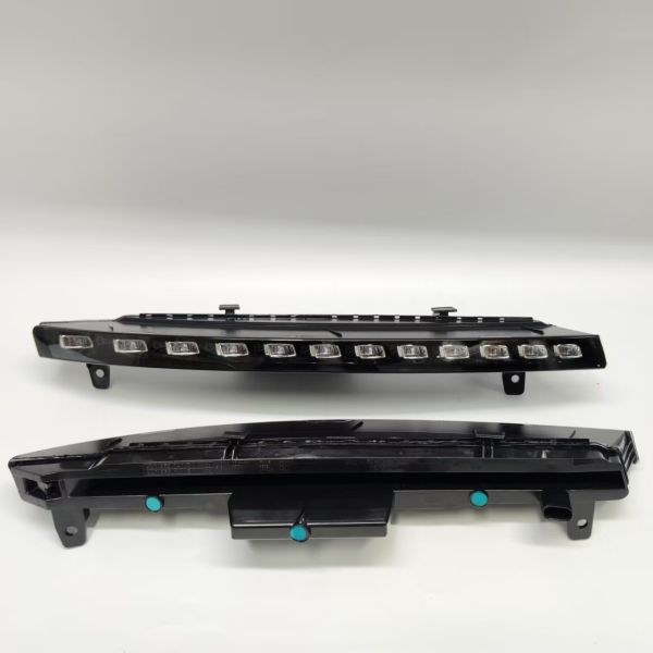Day Running Light Assembly 4L0953041D 4L0953042D LED Turn Signal Light for Q7 Normal Front Bumper 2010-2015 12 LED