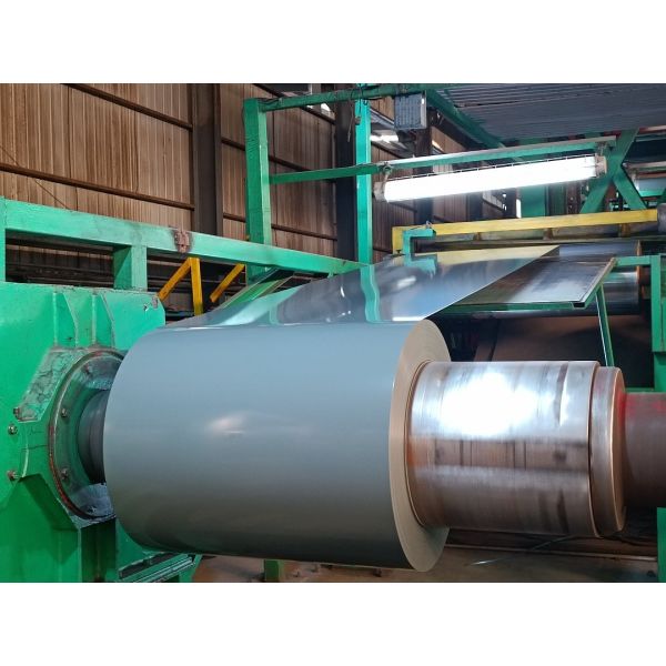 China Top painting15-25 +5um Color Coated Steel Coil Prepainted Galvanized Steel Coil Z275/PPGI Coils For Metal Foofing Panels on sale