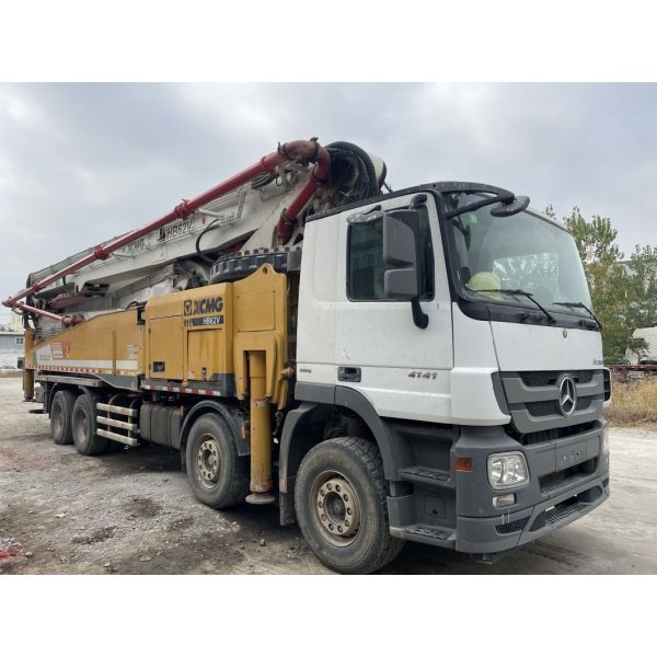 2020 Xg 62m on Benz Euro V Concrete Pump Truck with Cylinder Type Structure HB62V