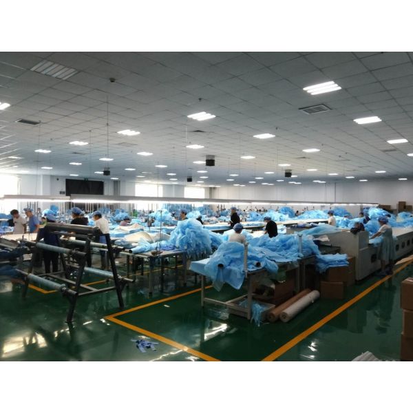 Nonwoven Elastic Cuff XL Disposable Isolation Gown