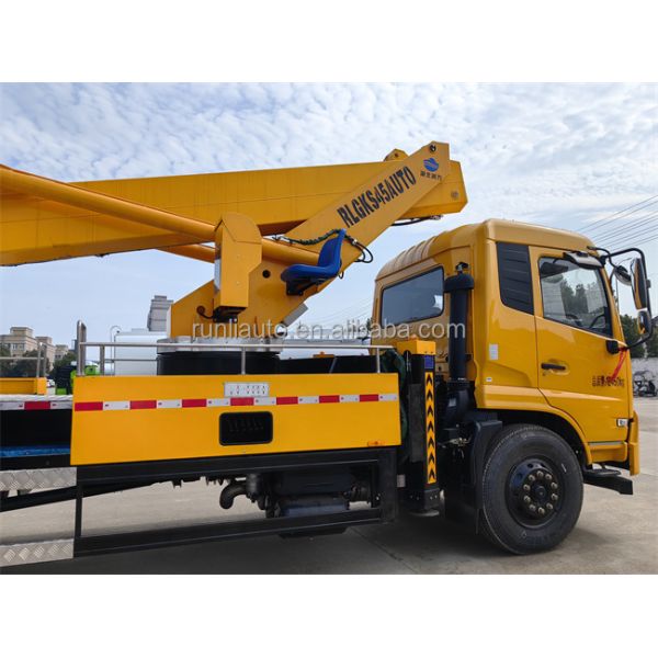 Export 32m Dongfeng Euro 2 High Altitude Operation Platform Truck Mounted Crane Vehicle