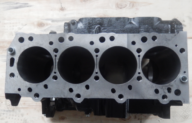 Diesel Engine Cylinder Block 4D56 8V 2.5TD For L300 Mitsubishi Pajero Montero Canter