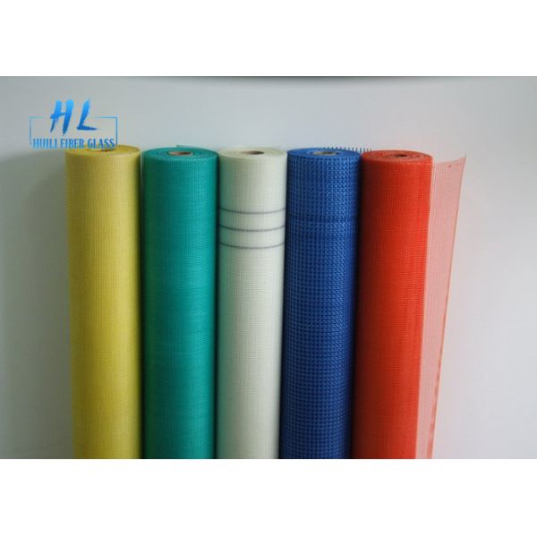 5*5mm Fiberglass Scrim Mesh Coated With An Emulsion With Good Cohesion