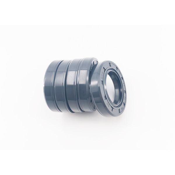Oil Resistant Seals TC Type Oil Seal 120℃ Colorful Double Lip Dustproof Engine Sealing