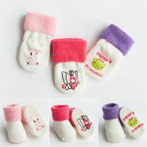 China Custom logo, design cute babes pure cotton non-slip socks wholesale