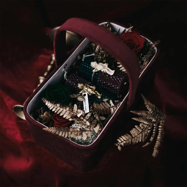 Rectangular Portable Artificial Fresh Rose Round Hat Handle Flower Boxes with Own Logo