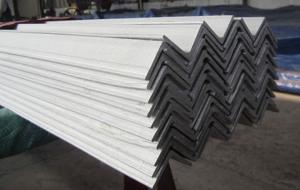 China ASTM A479 304 Stainless Steel Angle Bar 50x50x5 With Slit Edge wholesale