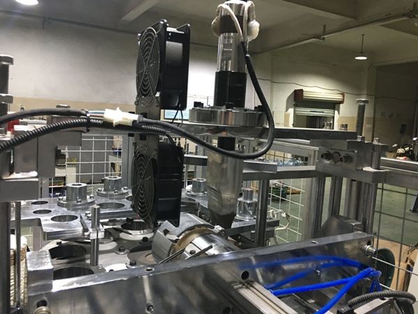 Dia 60mm To 125mm Paper Lid Making Machine Low Noise