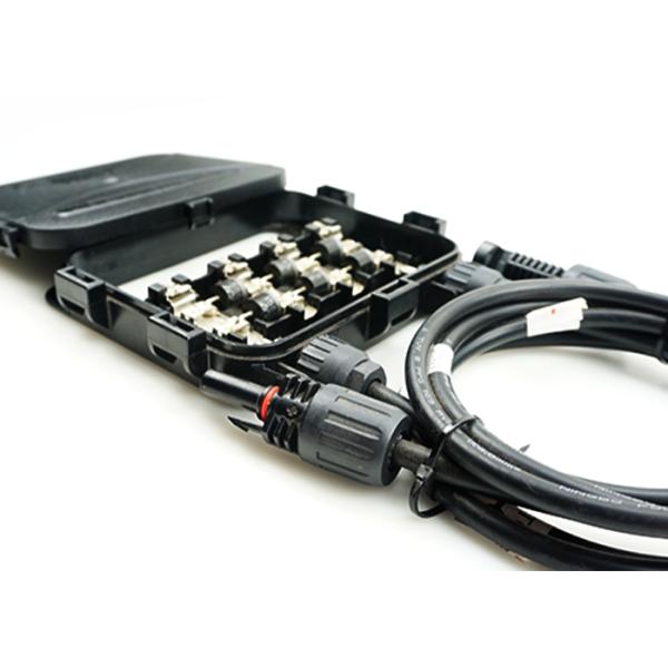 Waterproof Solar PV Junction Box with 6 Diodes 1000VDC Rated Voltage and 13A Diode Current