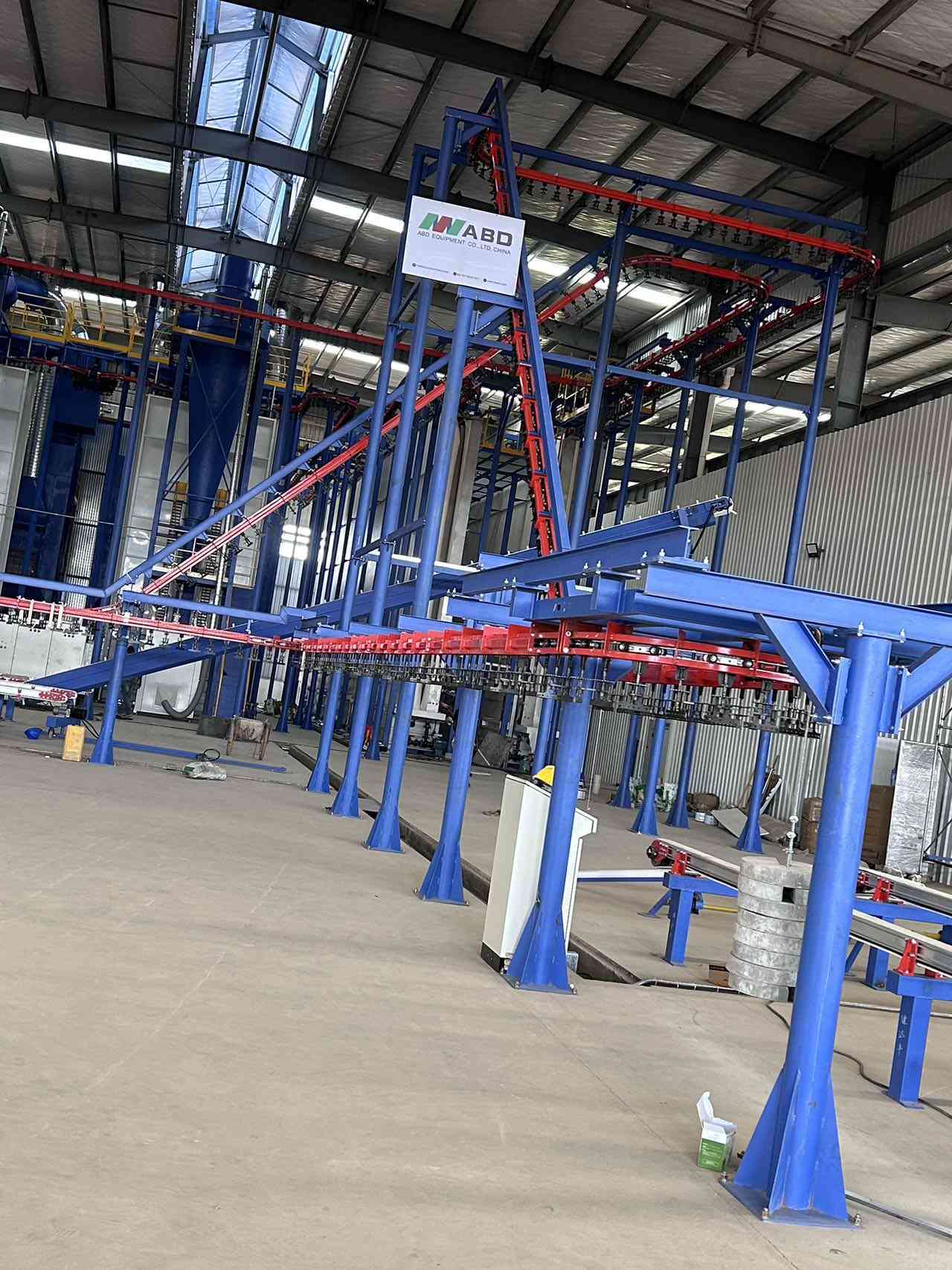 China Full-Automatic Pre-treatment Flexible Control System Vertical Powder Coating Line for Aluminum Profiles wholesale