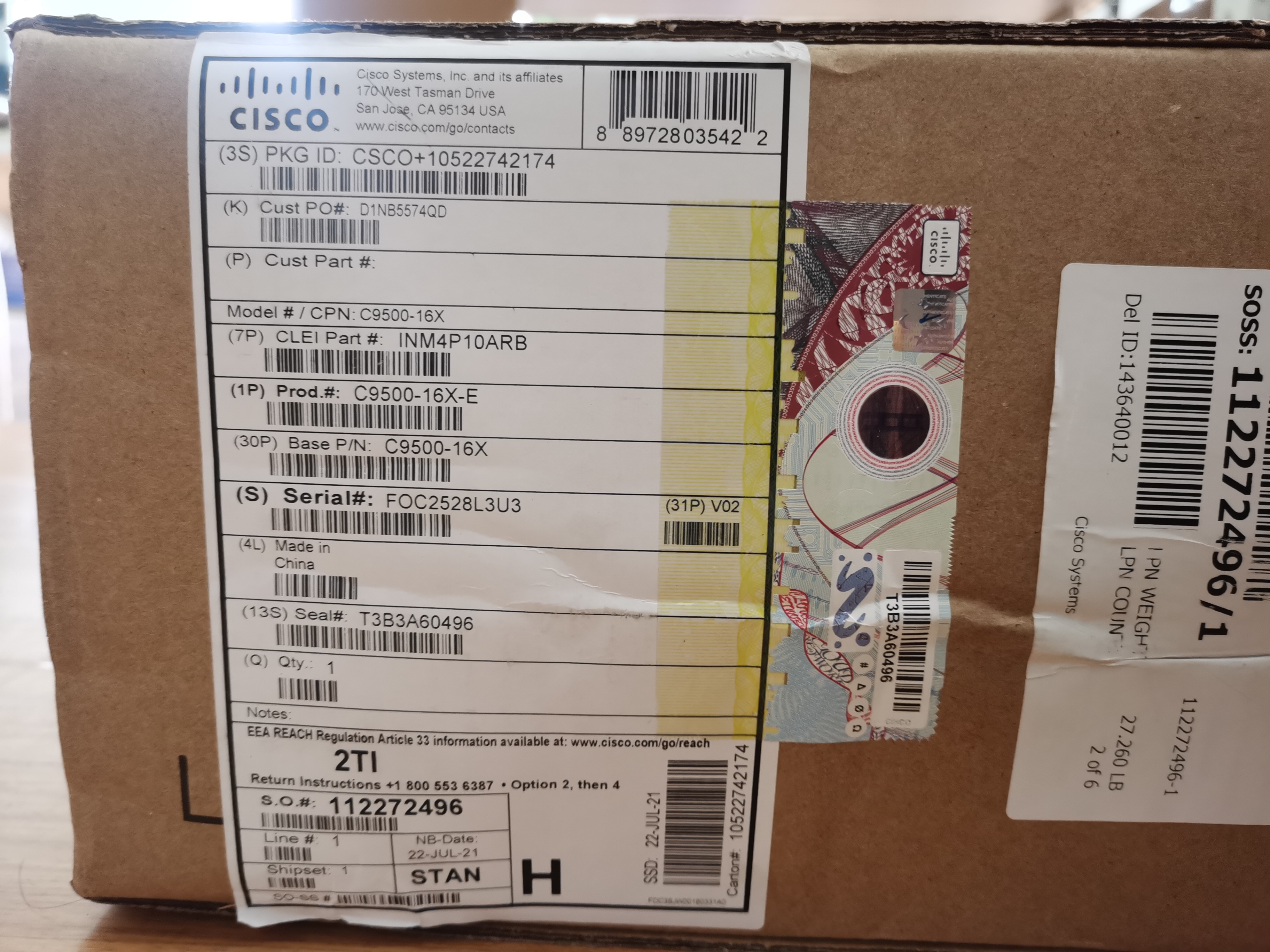 China Cisco Catalyst C9500-16X-E 16-Port 10G Switch with NW Essentials License wholesale