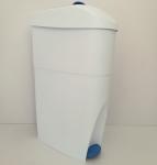China Indoor Lightweight Large Foot Pedal Trash Can 20L wholesale
