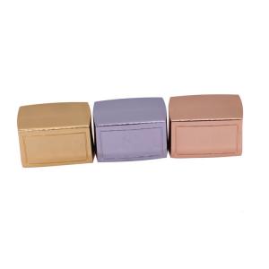 China Small Size Various Colors Perfume Bottle Tops Zinc Alloy Square Perfume Cover wholesale