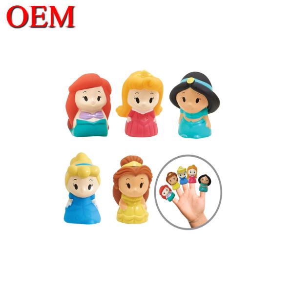 3D Plastic Figure Finger Puppet Toys OEM Hand Play Toy For Kid Custom Plastic Figure