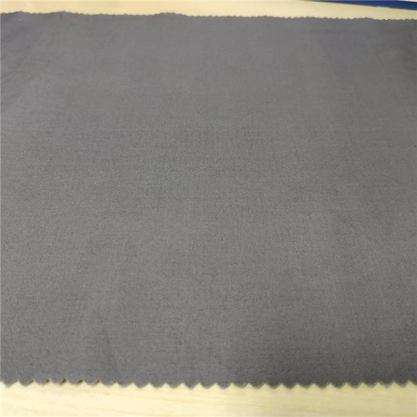 100% Cotton Dyed Fabric 40X40 Yarn Count With Good Moisture Retention