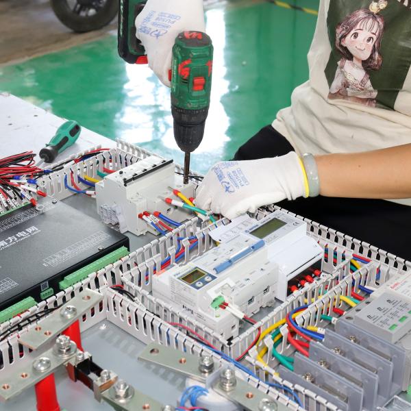 160Kw CCS Electric Car Dc Fast EV Charger OCPP Dc Fast Ev Charging Station