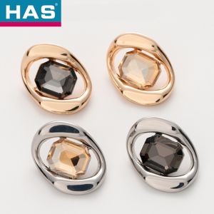 China Irregular 20mm Black Buttons Square Hand Made Button With Square Drill wholesale