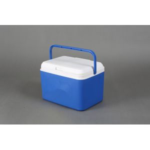 China Portable 8 Liter Blue Plastic Ice Cooler Box on sale