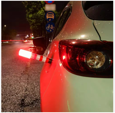 Multi-function LED Traffic Warning Light Emergency Safety Strobe Road Warning Light Highway With Magnetic Base