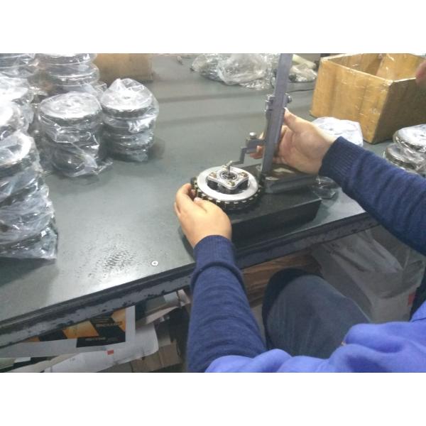 C100 Dual Clutch Assembly Steel Material Motor Tricycle Double Chassis Assembly