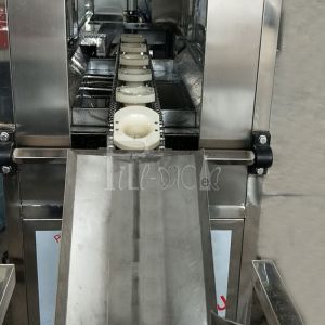 120bph 3 / 5 Gallon / 20l Water Bottling Machine With Automatic Bucket Loading