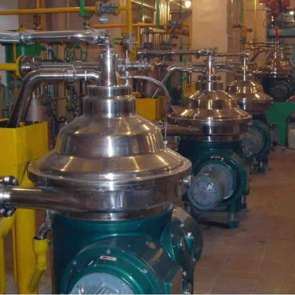 China Sus304 Disc Oil Separator 5.5kw Solid Liquid Centrifugal Separator on sale China Sus304 Disc Oil Separator 5.5kw Solid Liquid Centrifugal Separator on sale