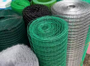 China Hot Galvanized Iron Roll Welded Wire Mesh For Farm Customized Size wholesale