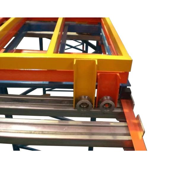 Heavy Duty Q355B Push Back Pallet Racking System for Warehouse Storage High Capacity