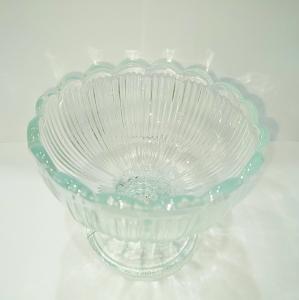 China Multiple Style Lead Free Glass Dessert Cups Dessert Glass Bowl for Milkshake on sale