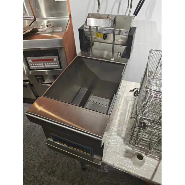 8L Table Top Style Auto Lift 3KW Electric Digital Open Deep Fryer