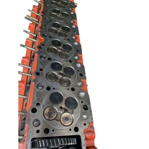 Excavator Cylinder Head Assembly Isuzu 6hk1 Engine Parts