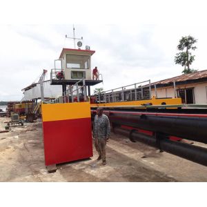 China Large River Sand Pumping Machine , Sand Suction Dredger Multifunctional Compact on sale